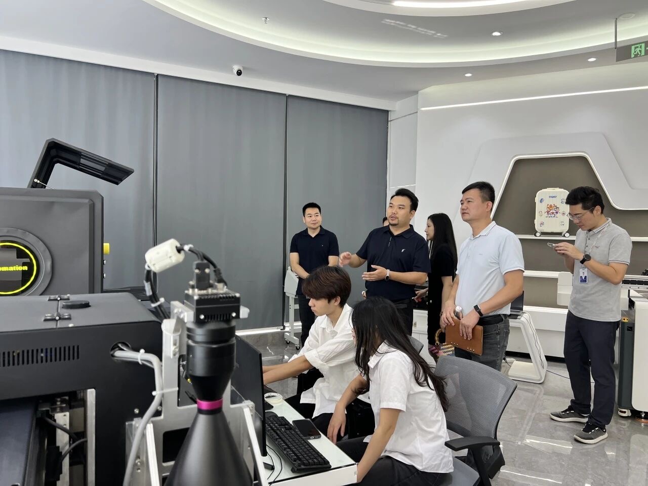 深化校企合作，共促創新發展——東莞理工學院科創院與鳳崗鎮政府走訪京東智谷松普智能(圖5)